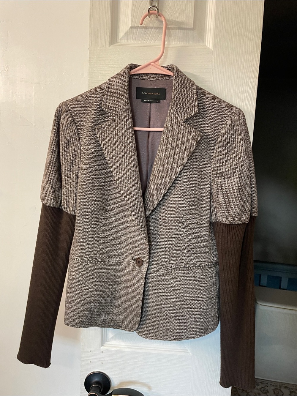 BCBGMaxAzria Two-Tone Brown Herringbone Blazer with Knit Sleeves
